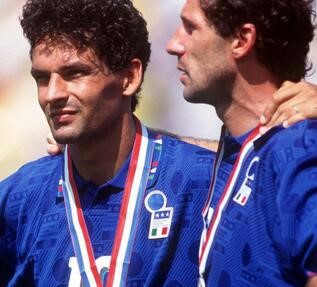 图说最让80后魂牵梦绕的五大足球巨星青春不曾褪色!