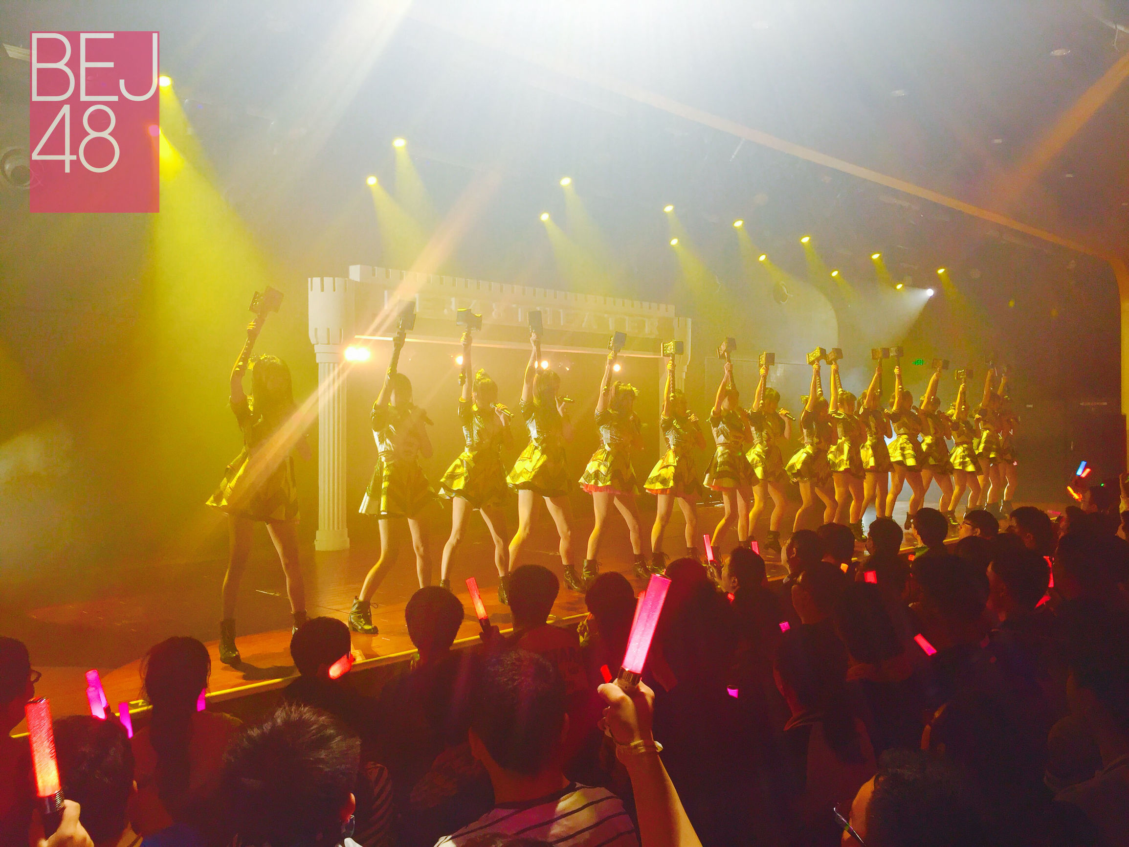 BEJ48继75岁奶奶粉后迎来2岁海外小粉丝