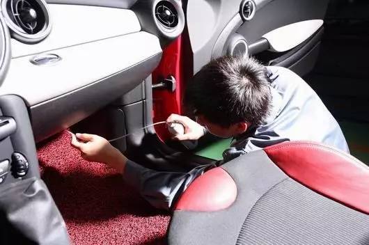 开空调内循环车里有异味,车里开空调有异味怎么解决