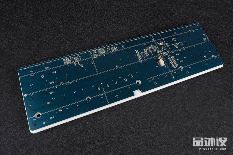 凯酷kc104rgb机械键盘多少钱,凯酷104黑轴机械键盘