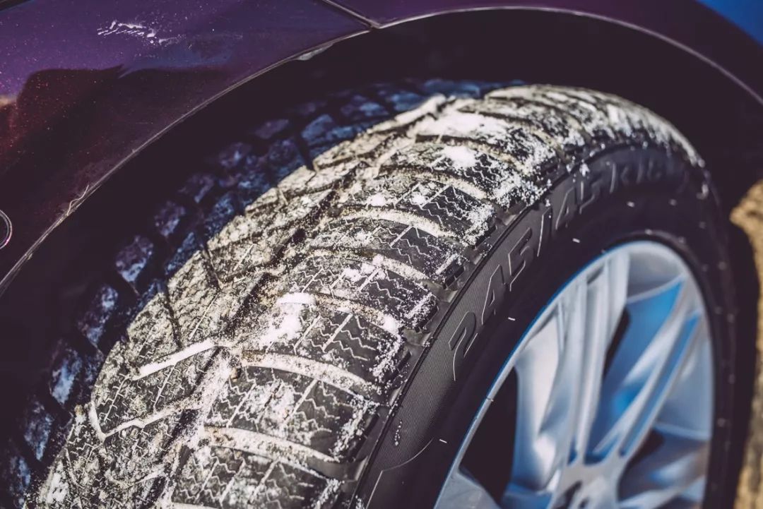 谁说的后驱车不能进独库公路,谁说后驱车不可以原地出库