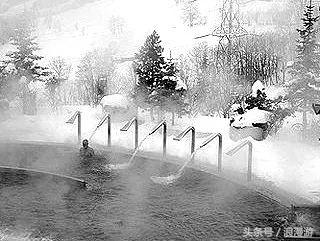 下雪天，在法国依云小镇的户外温泉泡汤，泡的全是依云水