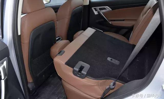 奔驰车顶棚脏了用温水能洗掉吗,奥迪a6l车顶棚脏了怎么清洗