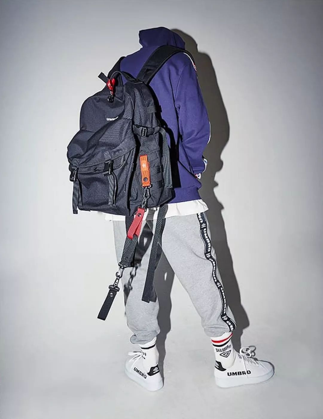 在你看不到的地方也在闪闪发光,在你看不到的地方