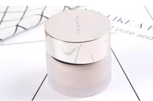 今年最火不脱妆粉底液第一名,2020最火干皮粉底排名