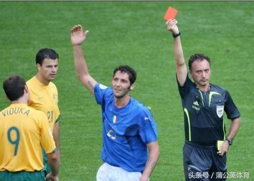 足坛十大红牌大王,拉莫斯在足坛的地位