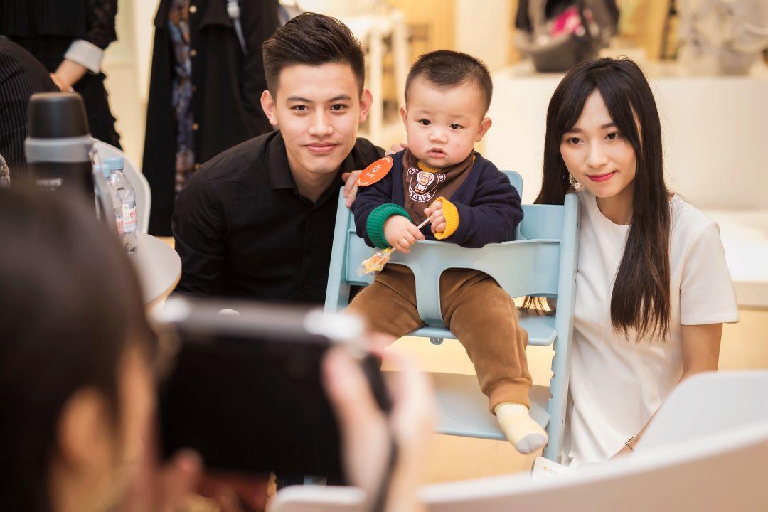 2018别养蛙了！身边的人都变潮爸潮妈了，我可能是个假的90后……