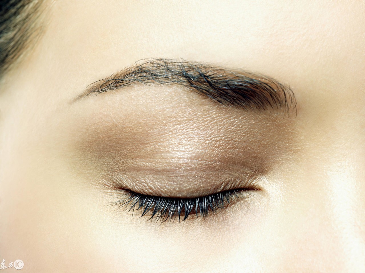 婴儿眉毛淡怎么变浓,男人眉毛淡怎么变浓