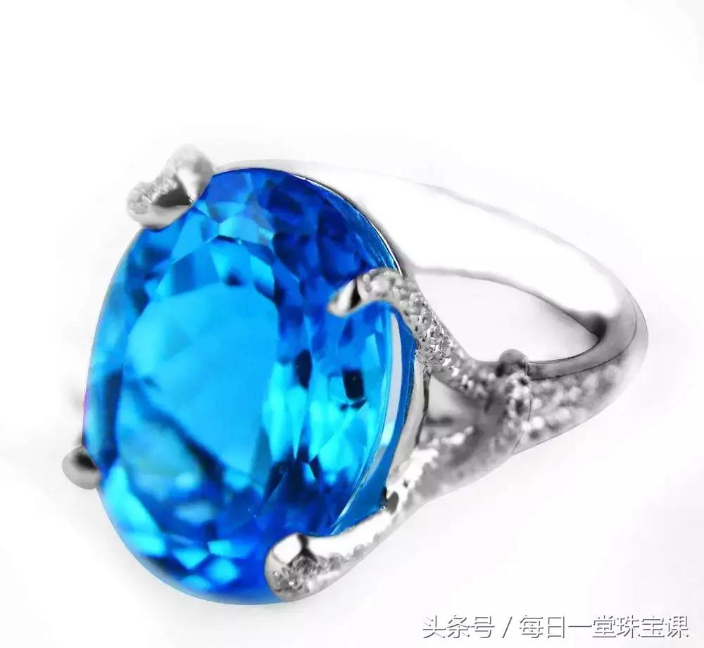 女人过了30这三种首饰不要戴,女人过了30岁必须投资的4样东西