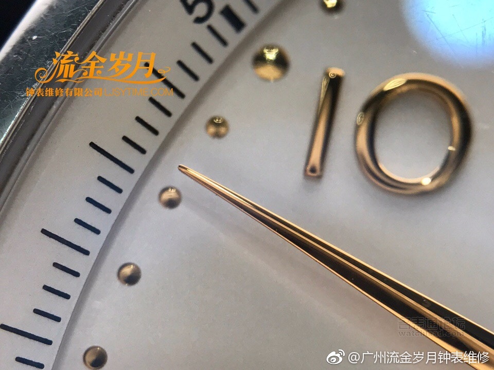 万国371445三个表盘如何使用,万国手表型号iw371445代表什么意思