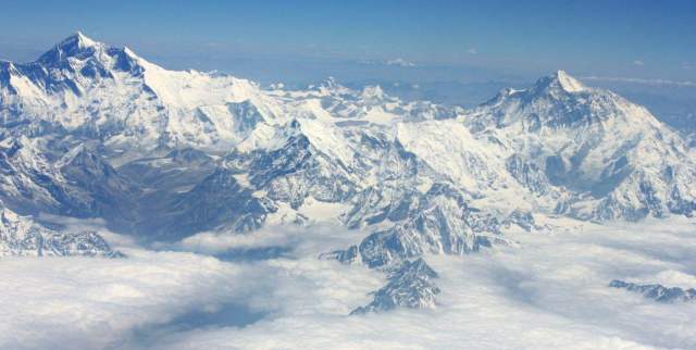 一件雪山冲锋衣,中国登山联名冲锋衣