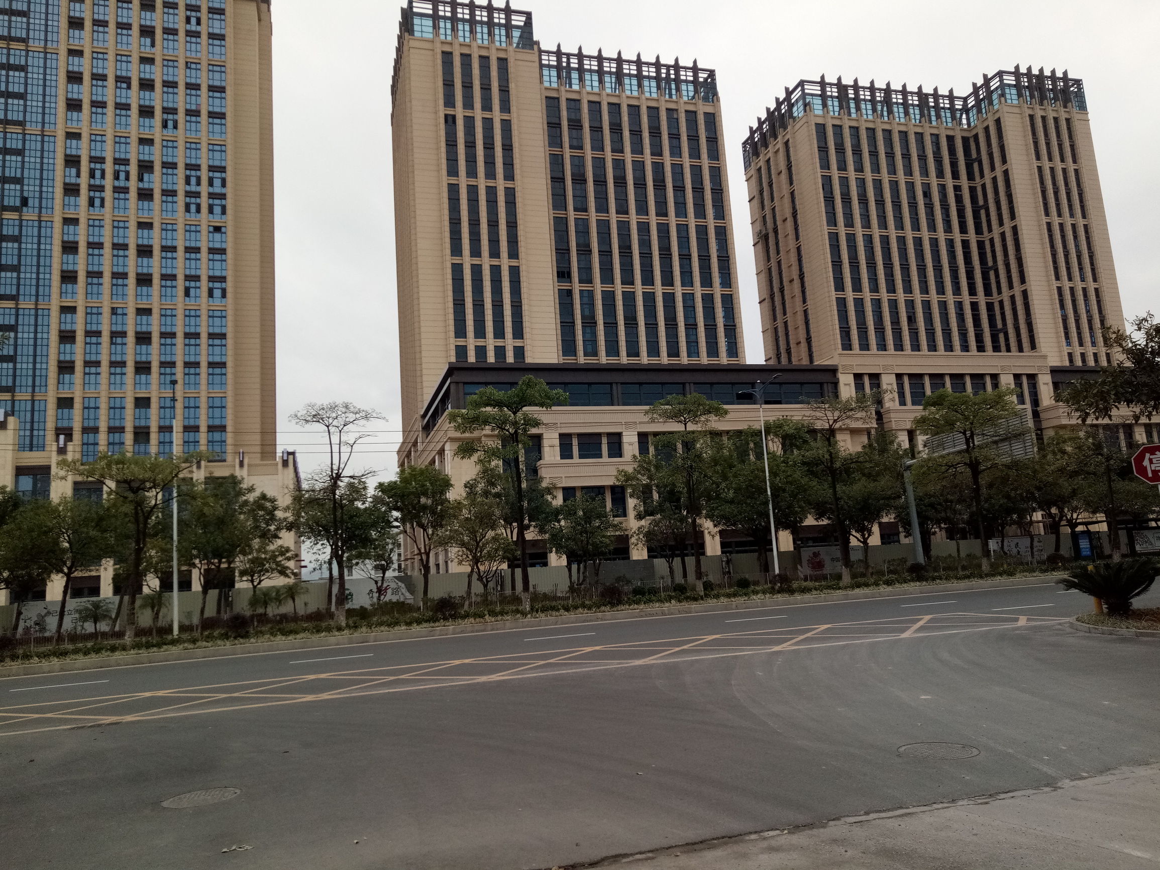 深圳和惠州交界视频,深圳惠州工业区