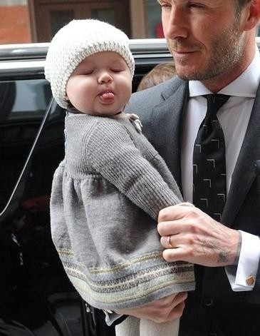 贝克汉姆最初加入球队是几岁,贝克汉姆忠告踢球的孩子