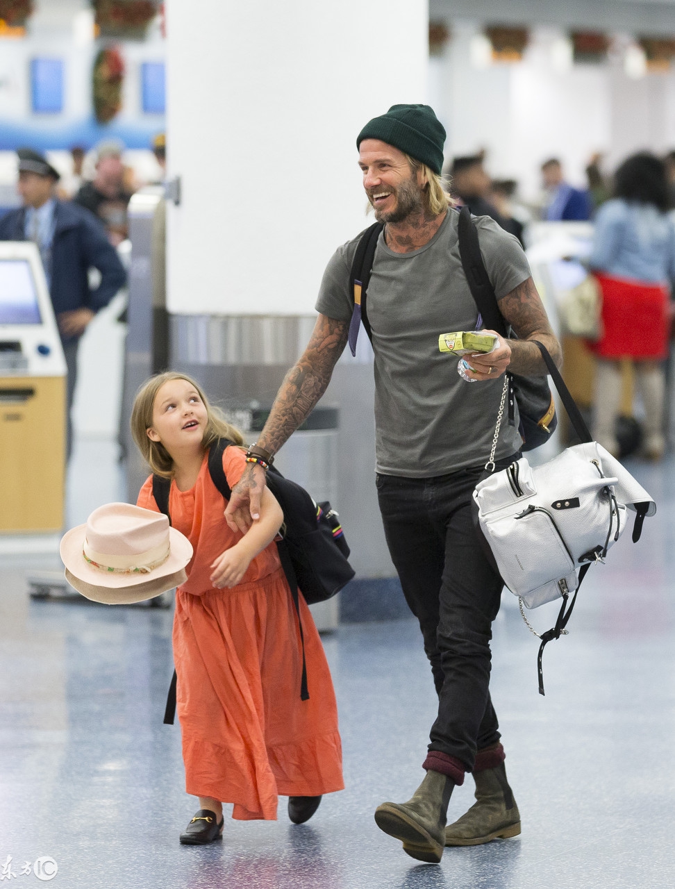 贝克汉姆成为公敌怎么回事,贝克汉姆美国老板