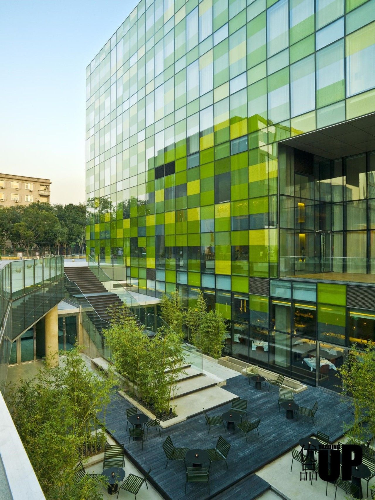 顶级露台餐厅推荐,下雨天适合去的氛围感餐厅