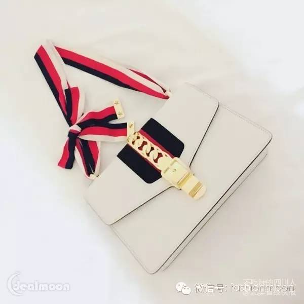 APP晒货这10个去年刷屏的最火包包，今年都出最新款啦！