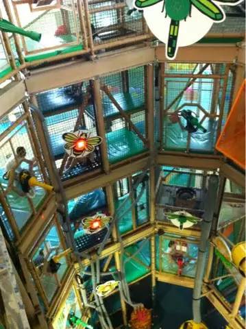 新加坡沉浸式亲子游乐园,新加坡园林儿童游乐区