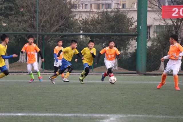 奔跑吧少年幼儿足球联赛,奔跑吧少年足球比赛恩施