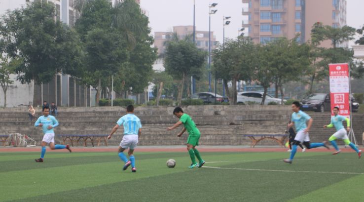 琼中县首届11人制“迎新杯”青年足球赛圆满收官~琼中体育联夺冠！