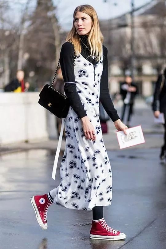 男人穿黑色连裤袜的正确方法,黑色连裤袜的正确穿法