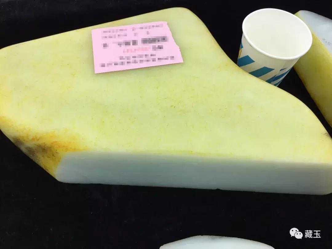 如何鉴别俄料碧玉,分辨俄料玉