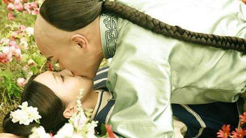 那些拍吻戏真的成情侣的明星,那些拍吻戏的明星是真的接吻吗