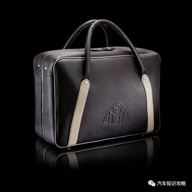 劳斯莱斯的伞凭什么值20万,劳斯莱斯的伞和迈巴赫伞的区别