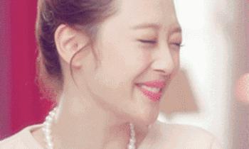 怎样定妆才能让妆容持久不卡粉 (没有定妆喷雾怎样妆容更持久)