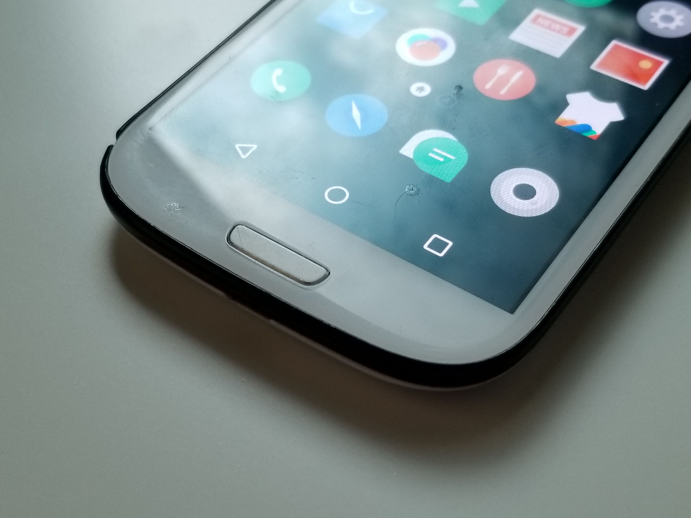 三星手机重振江湖,三星手机哪款好用用着更流畅