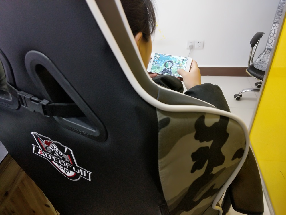 傲风电竞椅韦神,韦神吃鸡游戏