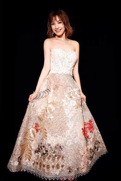 吴昕的成长之路舞台上惊艳全场,2017吴昕李易峰跨年