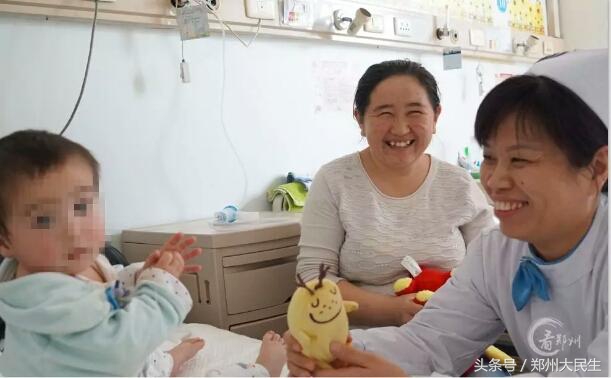 “心”病已去掉行李已打好三名*疆新**小朋友要回家过年啦！