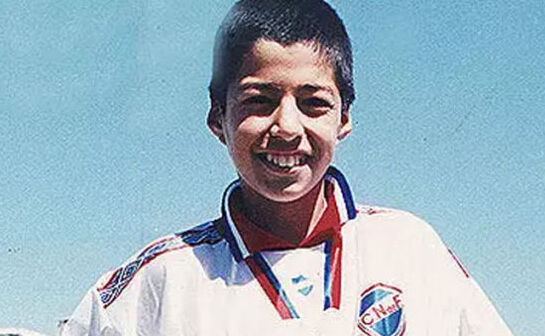 足坛那些感人时刻,情人节感人的故事