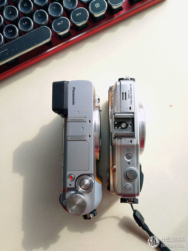 松下gx85和奥林巴斯ep5对比,松下gx85微单入门教程