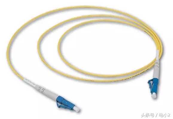 四种光纤接口介绍,光纤音频接口图解