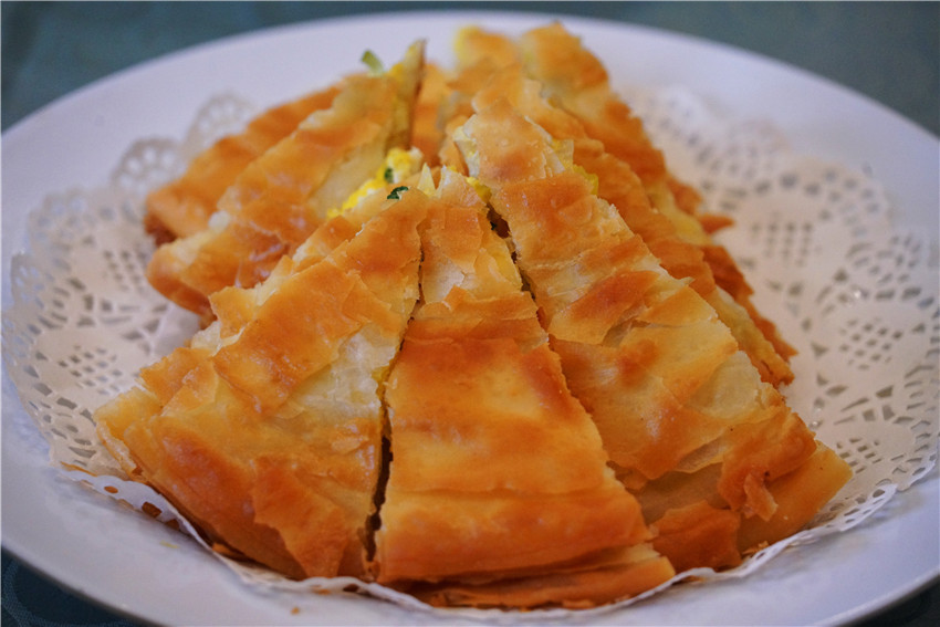 开封特色小吃桶子鸡,开封著名的小吃一条街在哪里