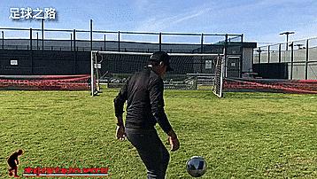 花式技巧之胸部吸球教学