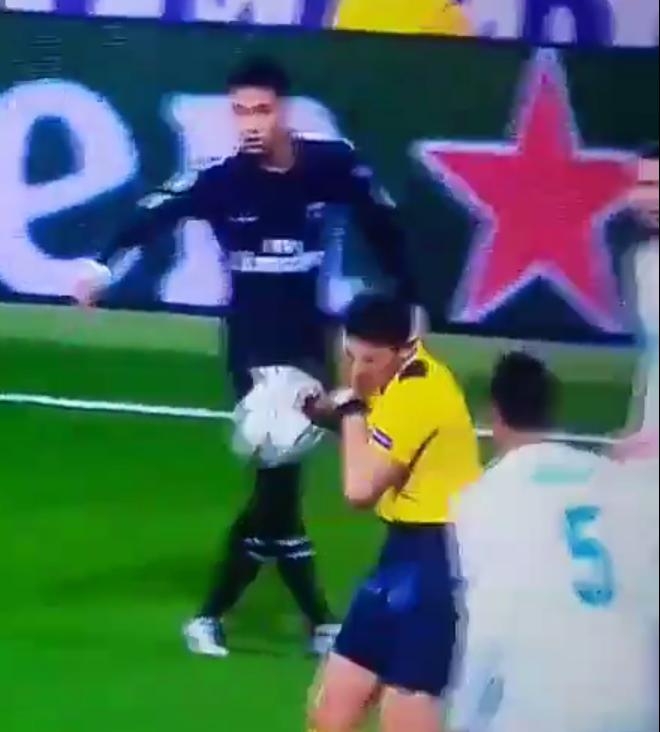 巅峰内马尔痛击裁判,内马尔打脸裁判视频