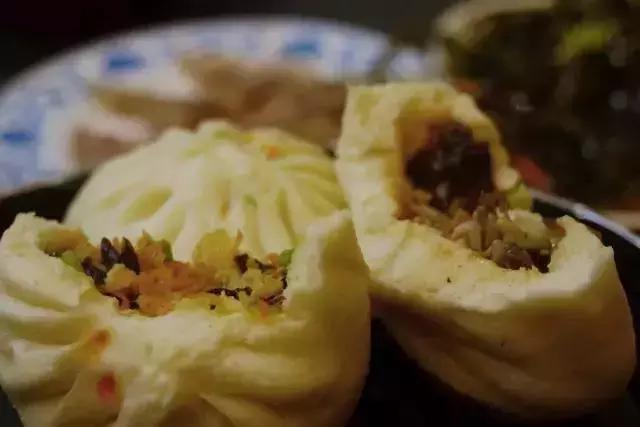 中国哪里的包子最好吃？广东叉烧包、天津狗不理、上海小笼包、成都韩包子、开封灌汤包、扬州三丁包……