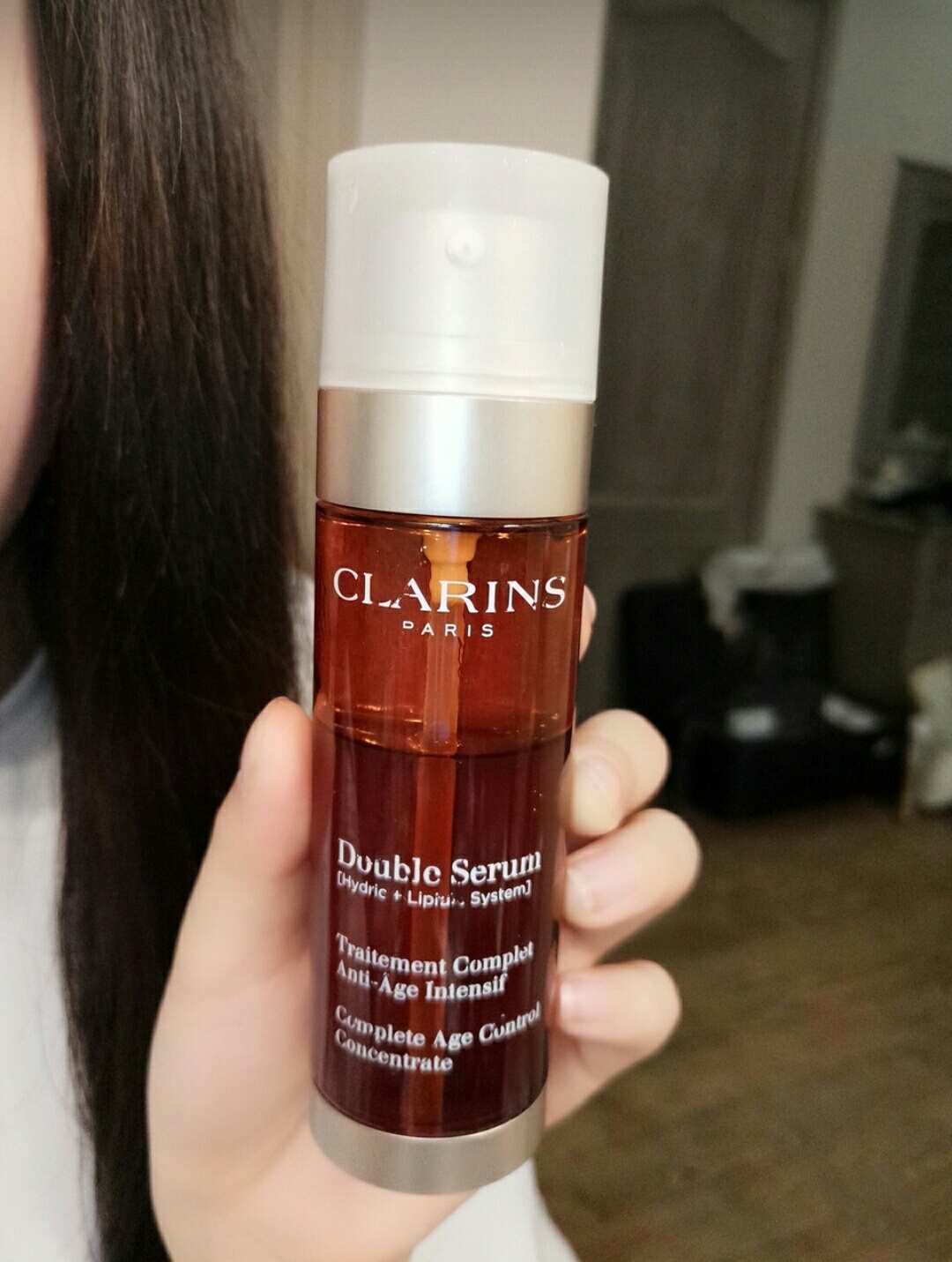 皮肤暗黄用哪款精华抗皱,改善皮肤暗沉的精华测评