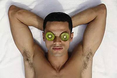 男士改善暗沉提亮肤色护肤,提亮肤色的男士护肤