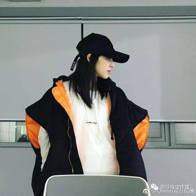 李宁运动服怎么搭,李宁运动服怎么搭配衣服