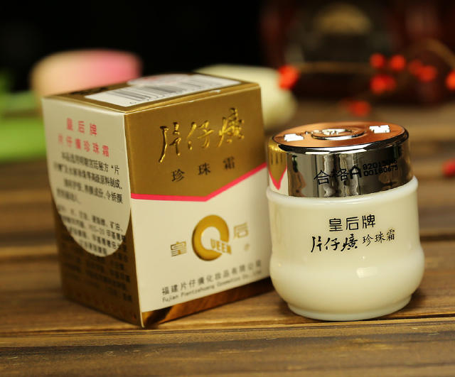 怎样辨别女生的化妆品,怎样鉴别一个好的化妆品