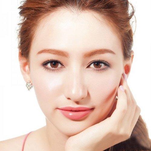 夏天比较适合的底妆,比较适合懒人的底妆