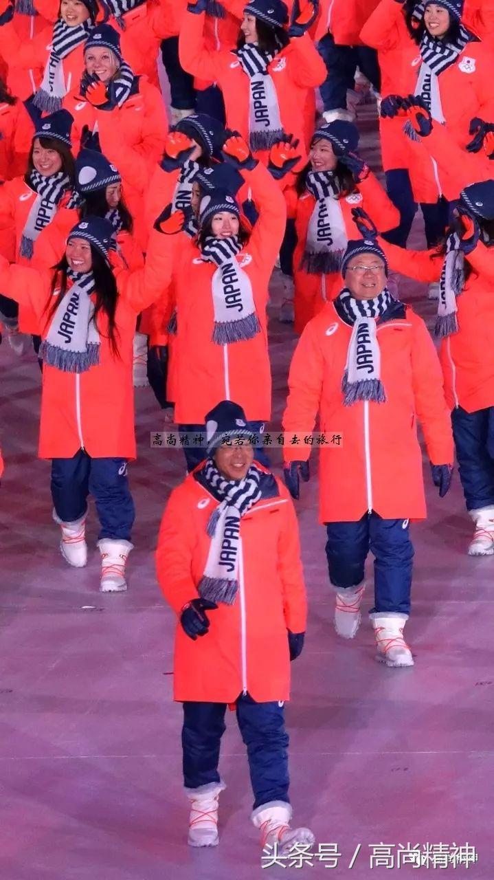 看了冬奥会，是该换一拨五颜六色的保暖服啦