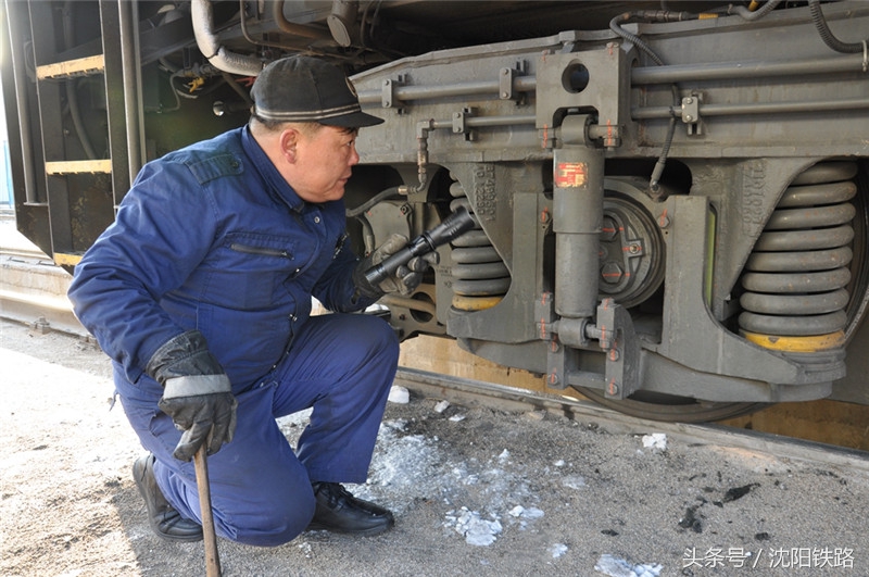 火眼金睛查隐患保春运安全,保春运畅通筑牢安全墙