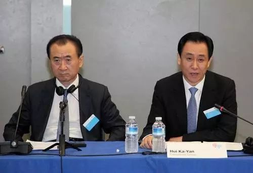 老梁谈王健林退出足坛原因,王健林退出足坛的原因