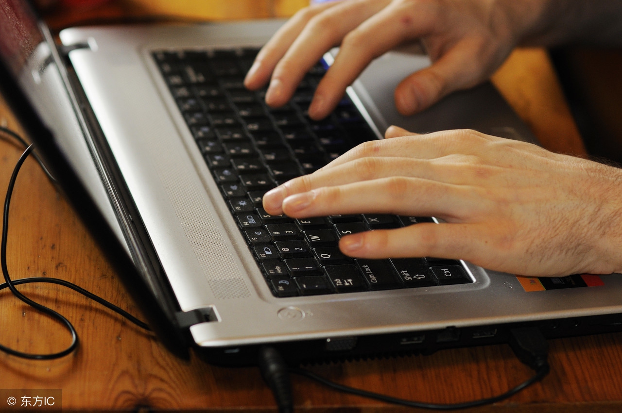 如何选购二手笔记本电脑,选购笔记本电脑主要看哪些配置