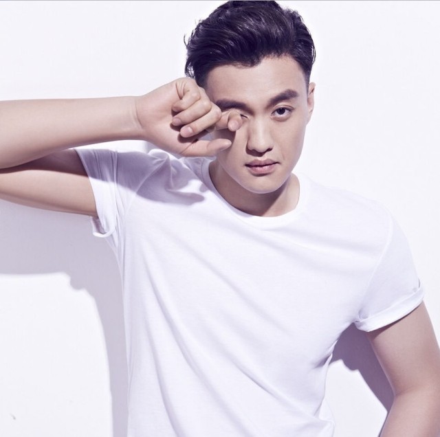 他来了请闭眼谢晗的扮演者,他来了请闭眼谢晗登场