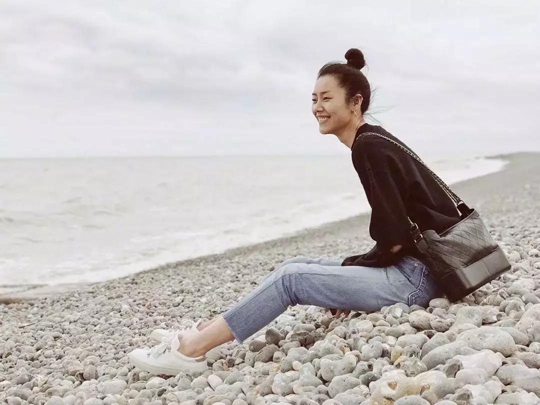 刘雯的高级穿搭一般人也可以拥有,刘雯最新日常穿搭图片